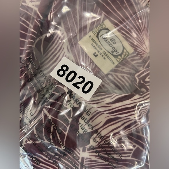 Go Barefoot Made in USA Size Medium Red Hawaiian Floral Print Men's Shirt - Picture 6 of 7